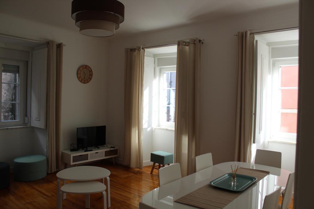 Fado Bairro Alto - Sss Apartments ลิสบอน ภายนอก รูปภาพ